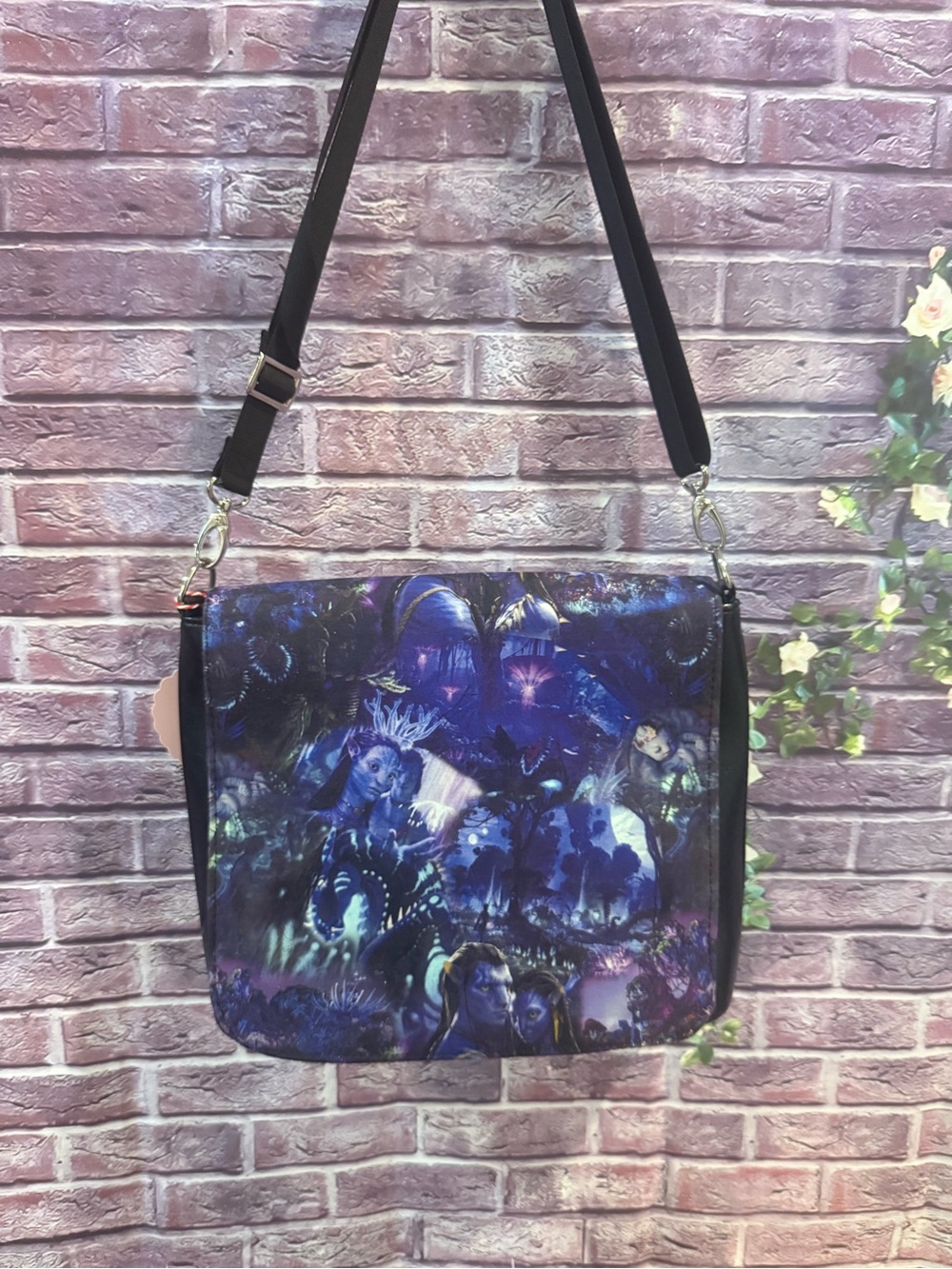 Avatar Pandora Print Crossbody Bag Large Messenger boutique bought new